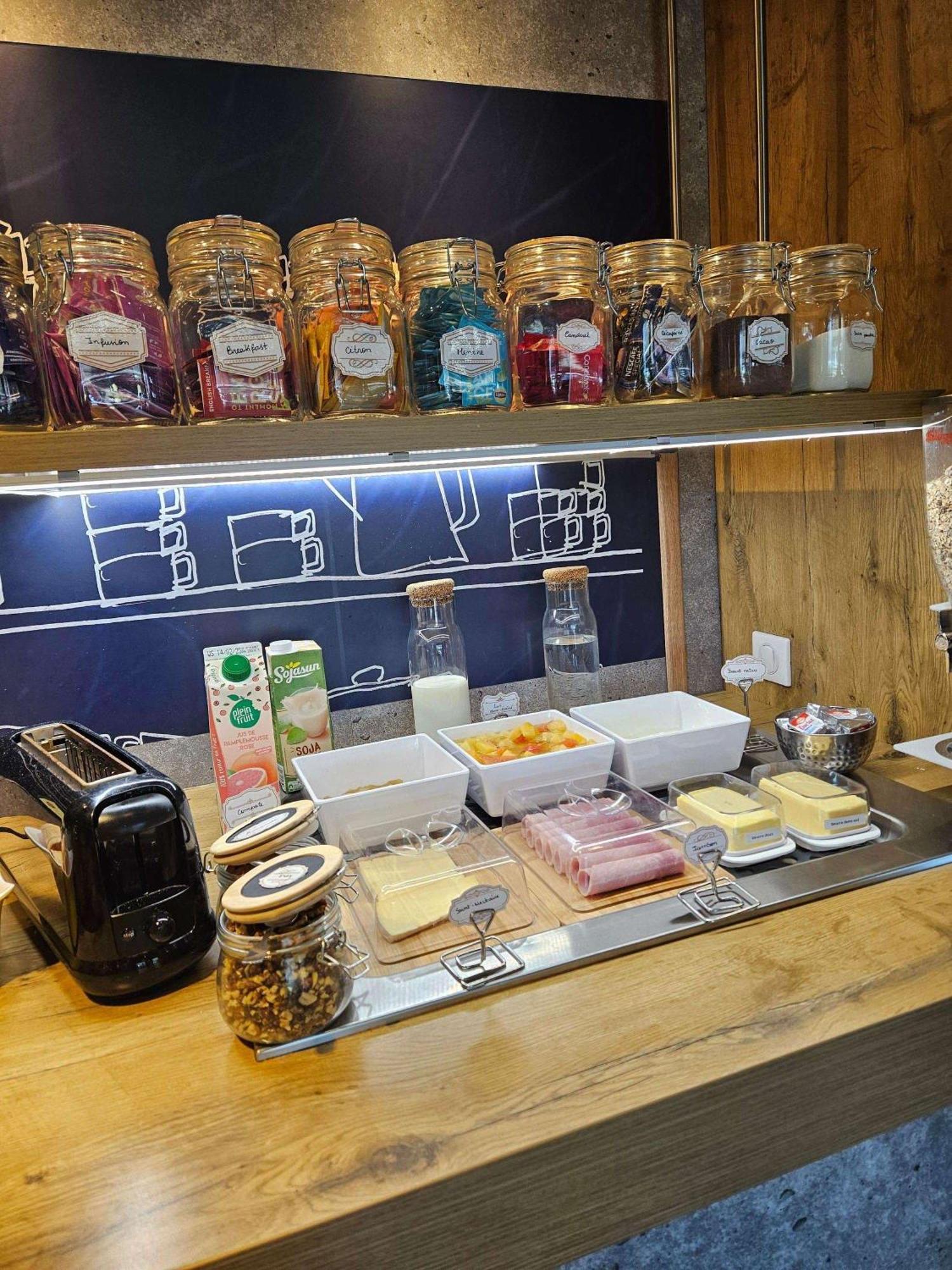 Ibis Budget Clermont Ferrand Sud オービエール エクステリア 写真